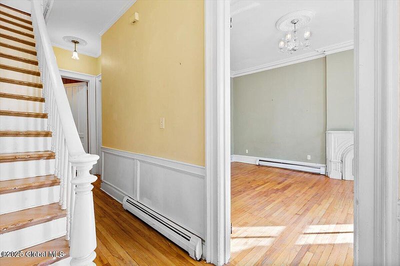 4th image of 343 Hamilton Street