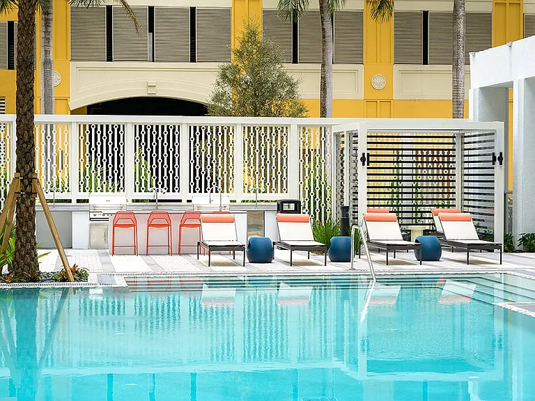 Coasterra Apartments — Photo 12
