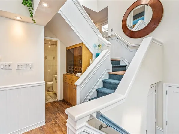 154-45 Riverside Drive image 16 of 38