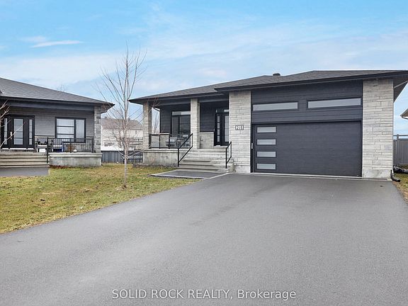 3rd image of 216 Filion St