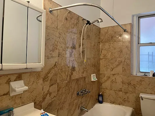 Rented by Premier One Realty LLC | media 4