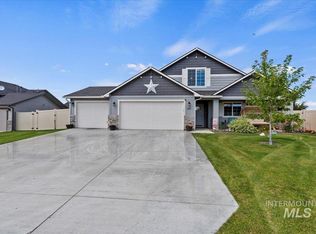 1211 Mahogany St, Parma, ID 83660