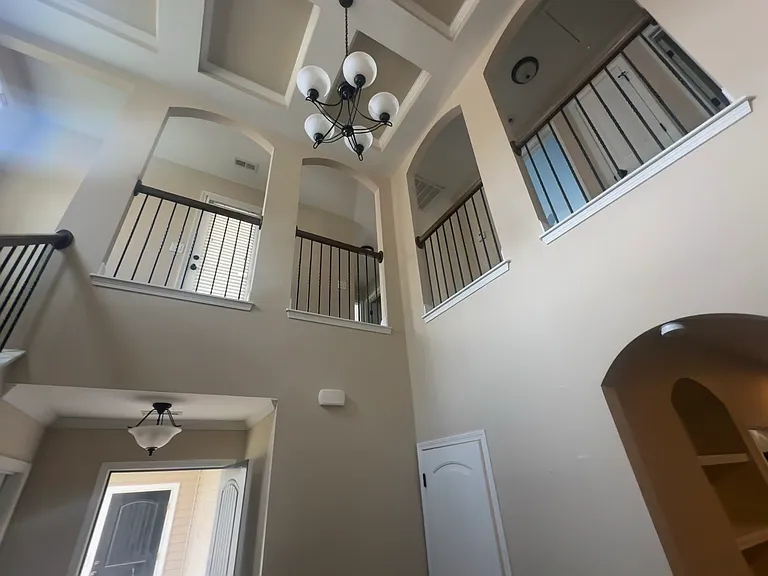 181 Cherokee Pond Ct — Photo 33