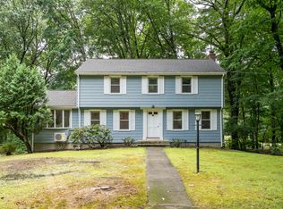 32 Dewey Rd, Lexington, MA 02420