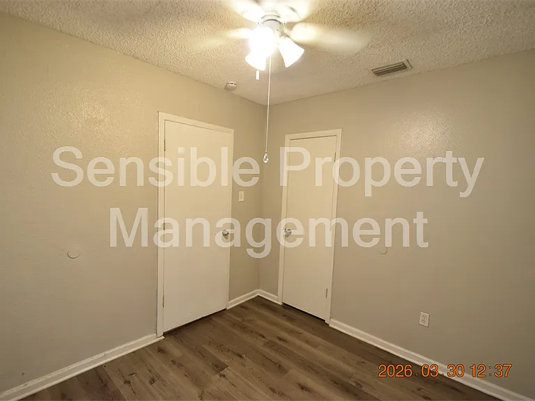 2014 E Linebaugh Ave — Photo 21