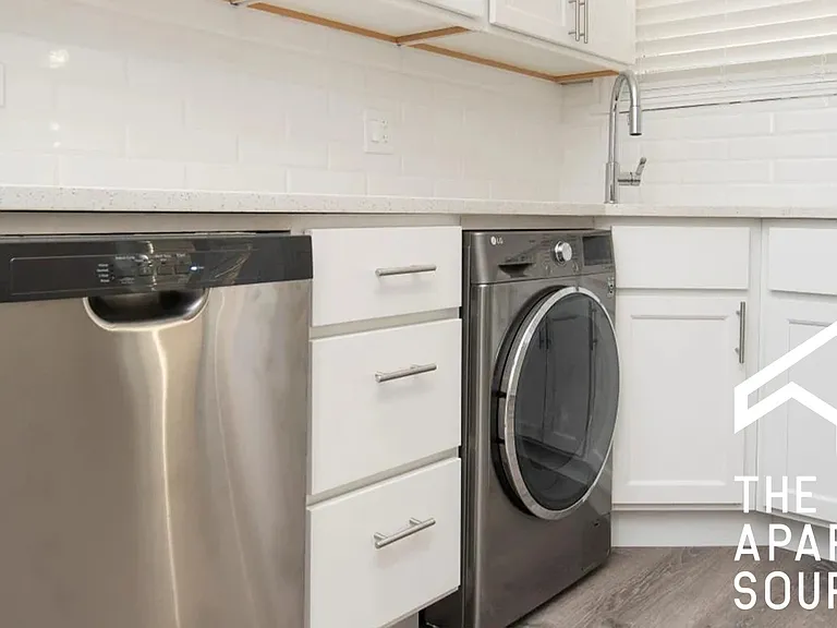 805 Judson Ave #3 — Photo 1