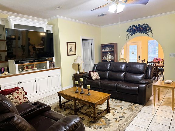 4th image of 444 Beaver Lake Rd