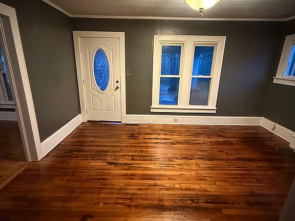 2nd image of 4270 Tise Ave