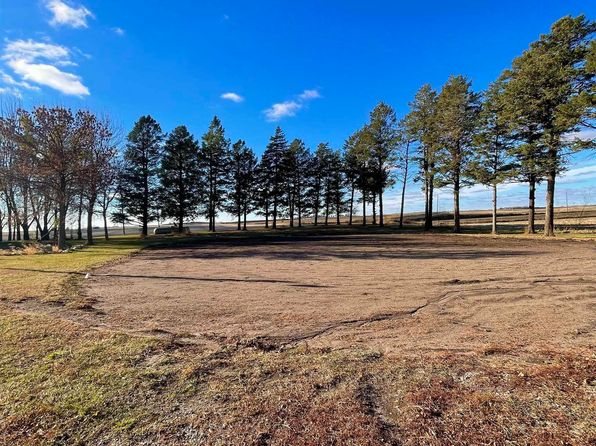 4908 100th Ave, Ledyard, IA 50556