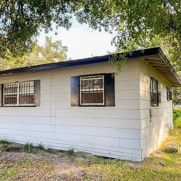 4638 America St — Photo 2