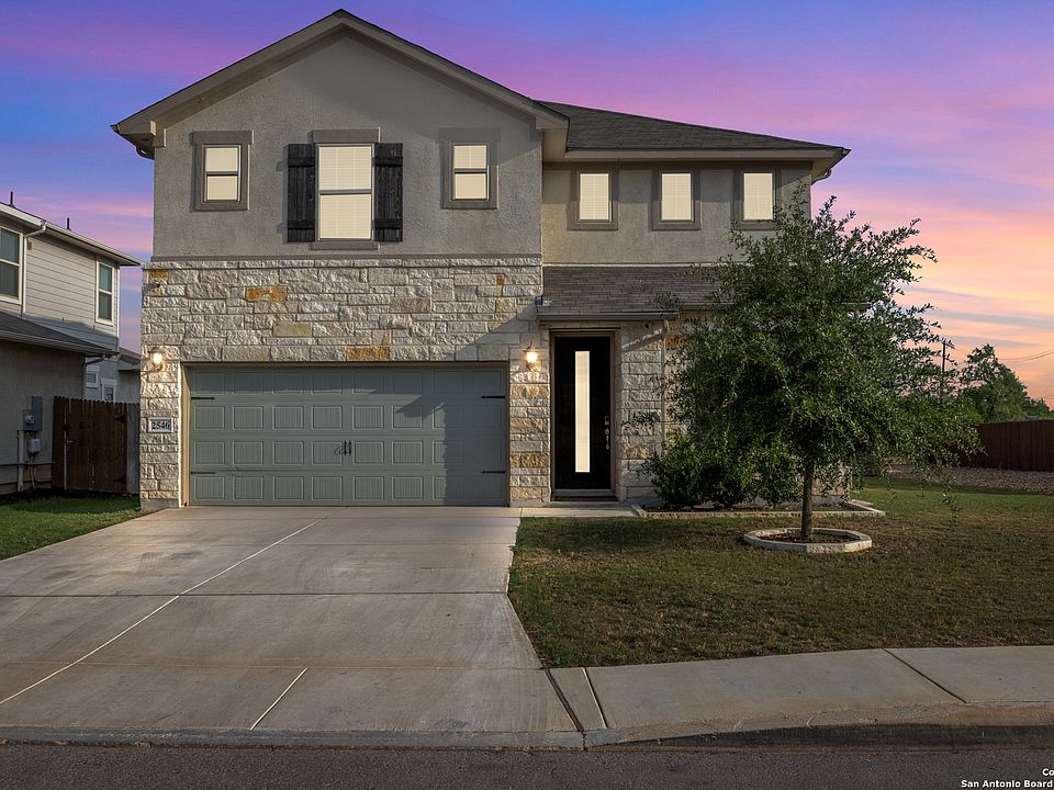 1st image of 2546 Verona Way