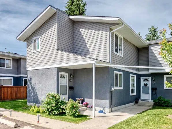 678 Lakewood Rd N, Edmonton, AB T6K 3Y1