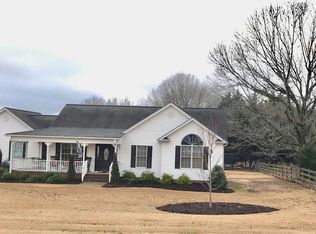 612 E Victor Hill Rd, Duncan, SC 29334