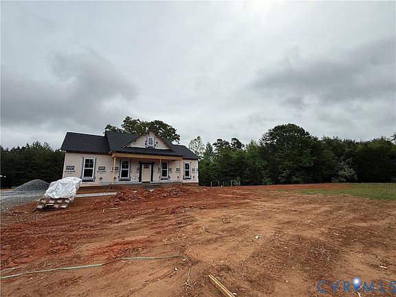3rd image of Lloyds Mill Rd