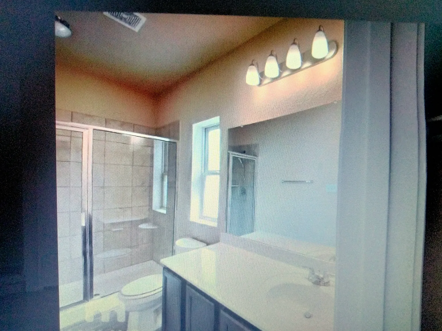 3 bed, 2.5 bath, 1312 sqft, $1,750 — Photo 2