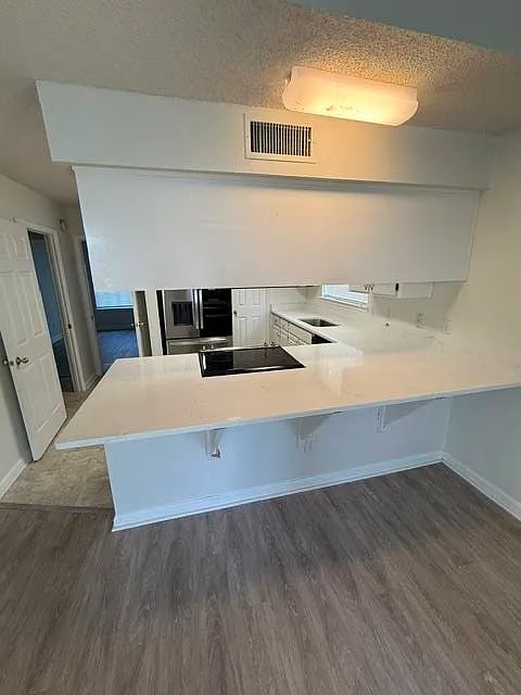 3 bed, 1308 sqft, $1,650 — Photo 3
