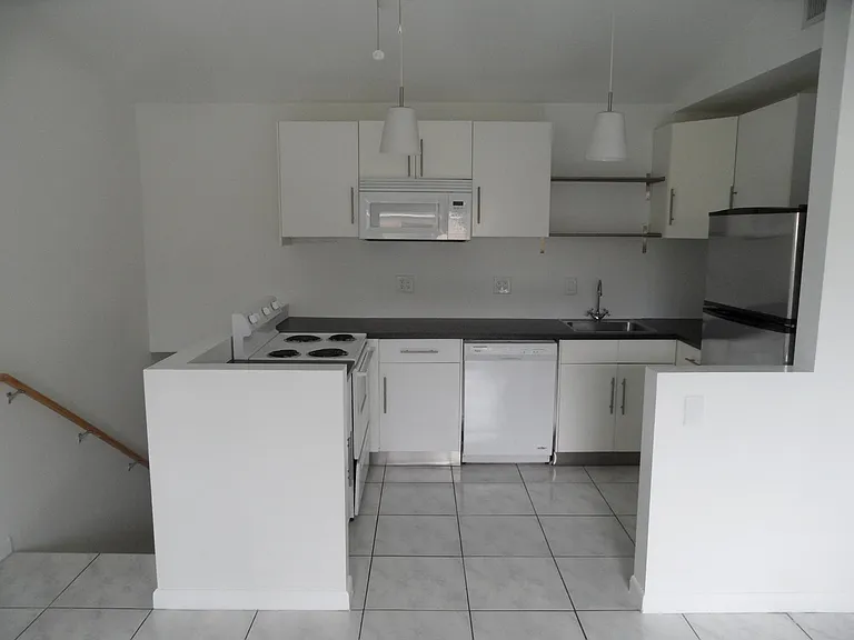 3363 SW 7th St — Photo 9