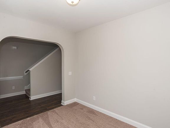 005 Front Office Compressed