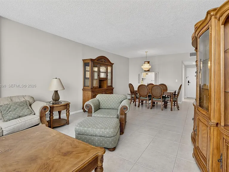 1817 S Ocean Dr #Penthouse 19 — Photo 16