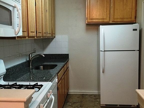 4th image of 85-10 120th St #3304