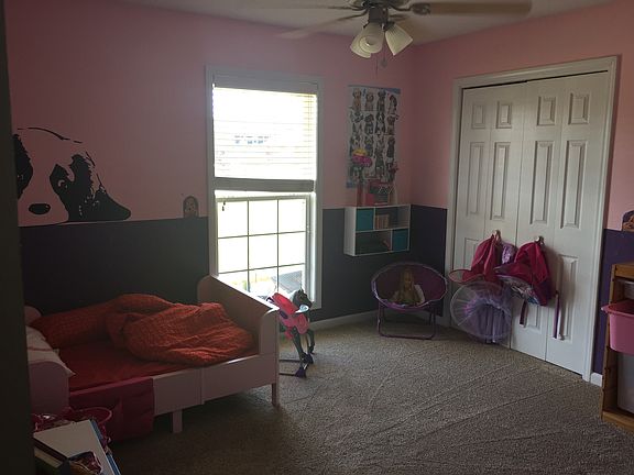 2nd image of 106 Stonehedge Dr