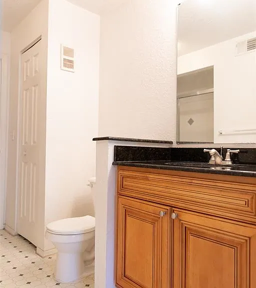 822 Camargo Way #208 — Photo 15