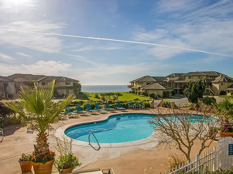 1630 Dolphin Dr — Photo 22