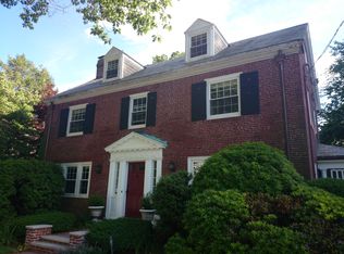 88 Williston Rd, Brookline, MA 02445