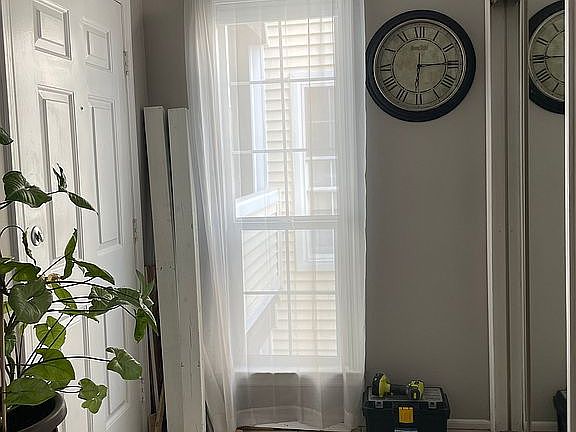 Entrance/foyer