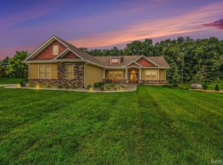 1960 Bridgets Way, Gregory, MI 48137