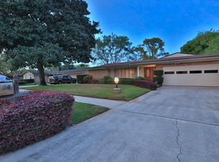 7305 Floral Ridge Dr, Jacksonville, FL 32277