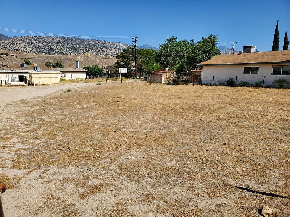 2nd image of 3601 Wagon Wheel Dr