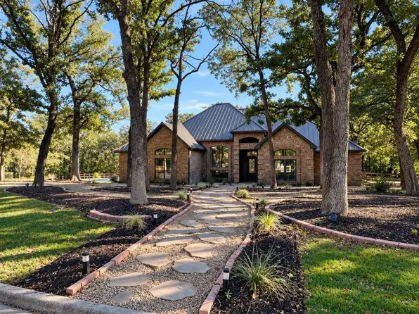 517 Primrose Ct, Argyle, TX 76226