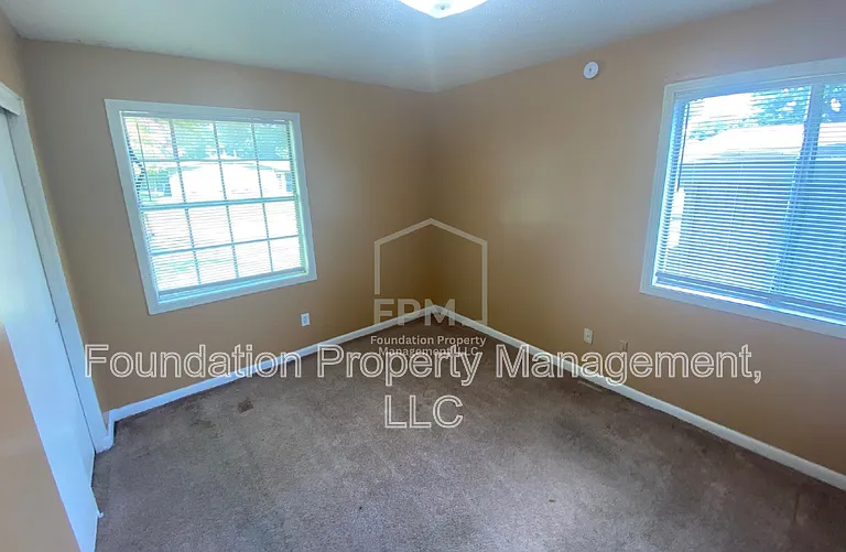 3425 Ladue St — Photo 18