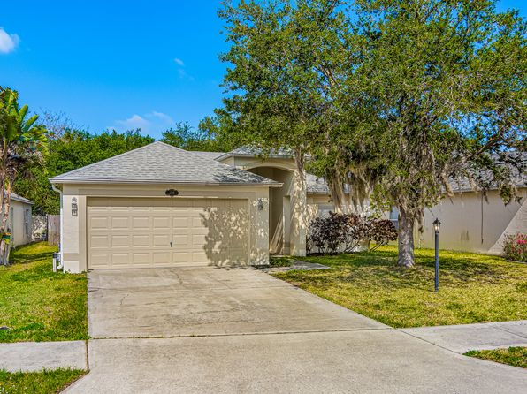 1528 Vista Lake Cir