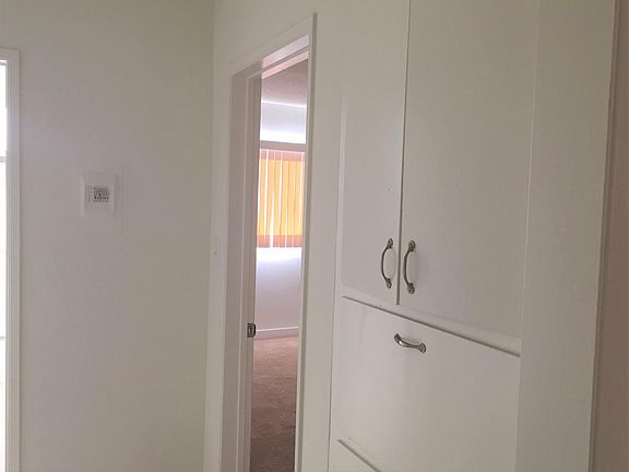 5th image of 1104 E Wilson Ave APT 2