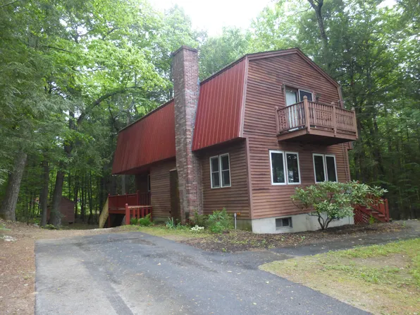 141 Lakewood Road, Casco, ME 04015
