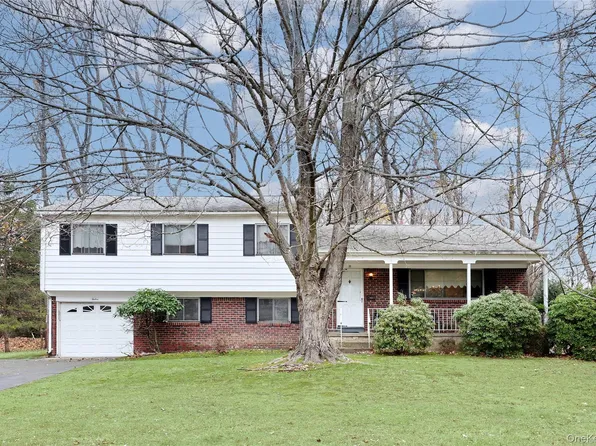 12 Cloverdale Lane, Monsey, NY 10952