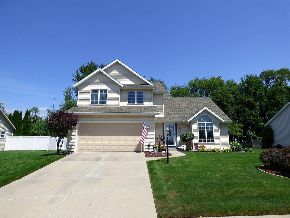 1st image of 803 Finch Dr