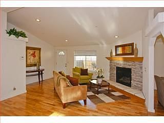 2nd image of 170 Cerrito Ave