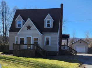 3029 Everett Rd, East Freedom, PA 16637