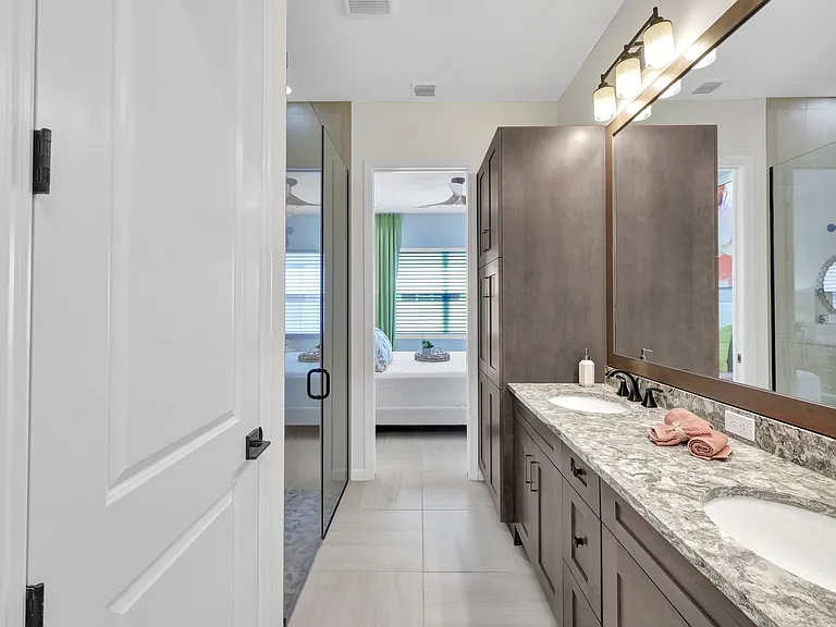 6996 Saona Ct — Photo 16