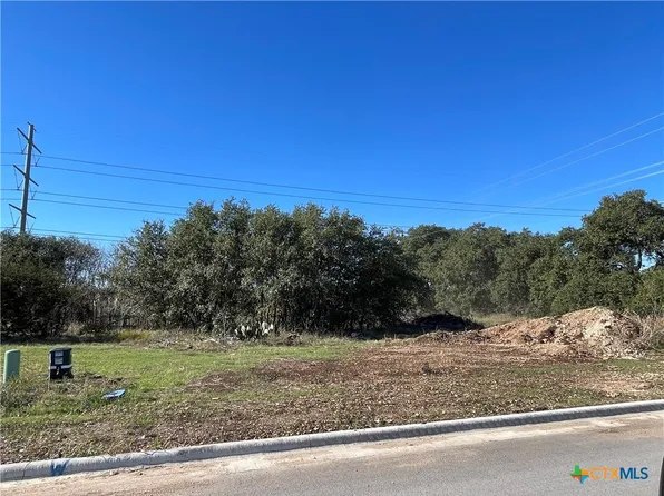 1901 Slade Dr, Salado, TX 76571