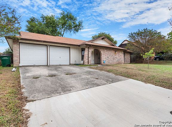 3rd image of 5827 Burkley Springs St