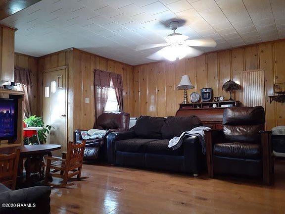 3rd image of 1507 Julia St
