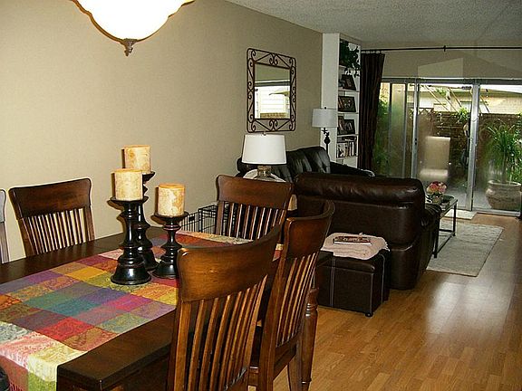 3rd image of 2062 Augusta Dr #3-8