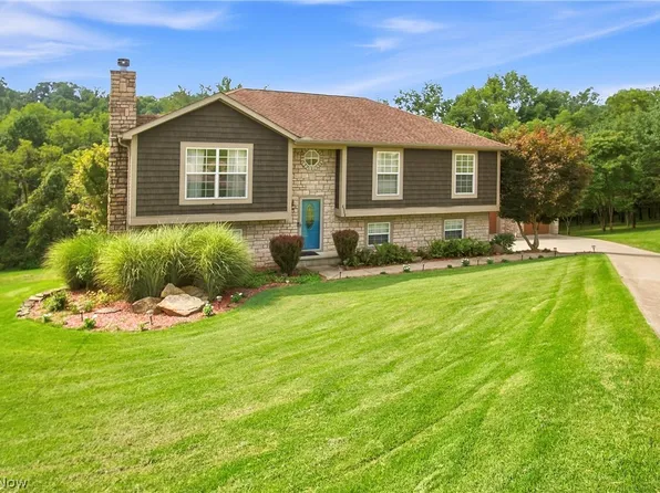 6720 Layman Dr, Nashport, OH 43830
