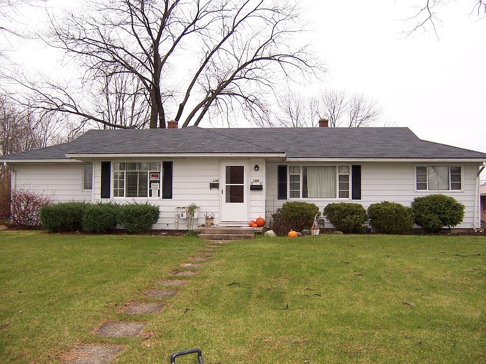 2nd image of 3310 Rose Ave
