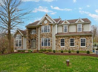 10 Hill Hollow Rd, Milford, NJ 08848