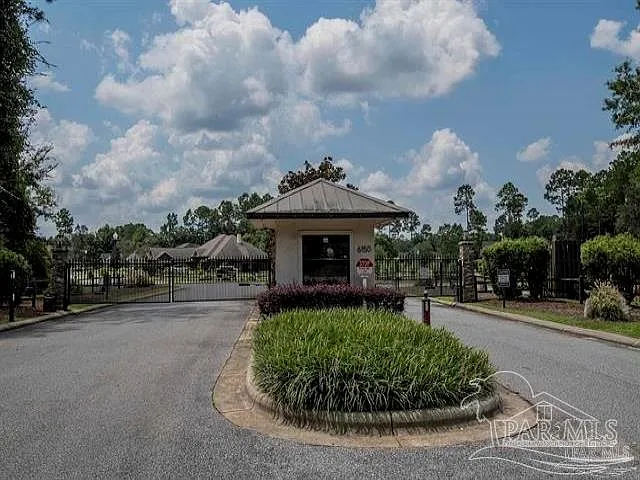 5746 Dunridge Dr — Photo 9